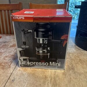 Krups 963 Espresso Mini 4-Cup Cappuccino Machine White Latte